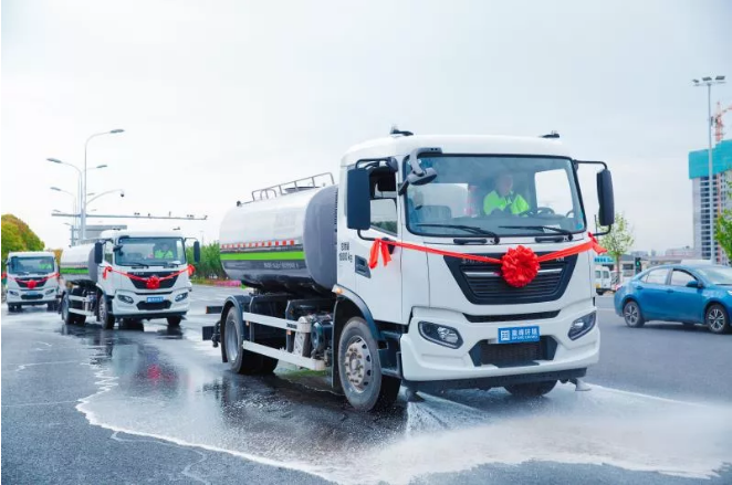 新时期中国城市美容师！金沙检测线路js69环境新能源环卫车可减排4.5万吨传染物